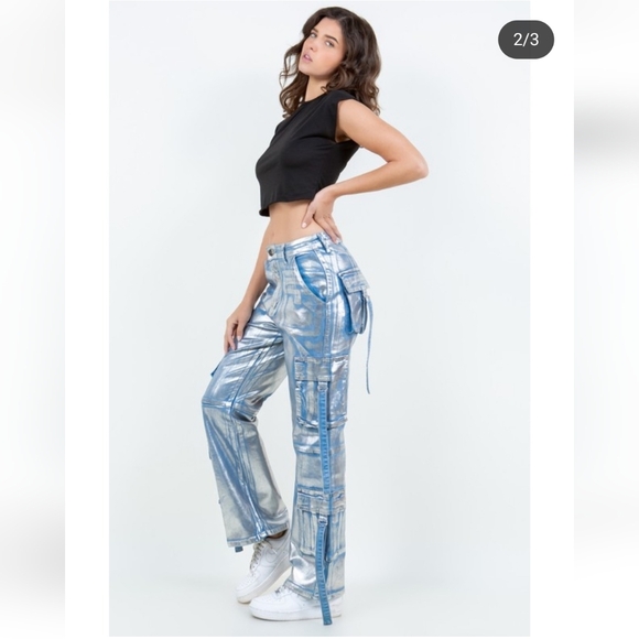 D Rock Silver Cargo Stretch Jeans with Distressed Details NWT - Picture 2 of 11